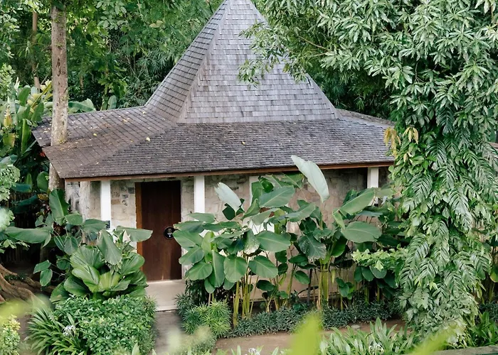 Umani Village Вилла Керобокан